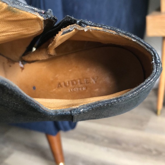 Suede black and gold bootie - Picture 3 of 3